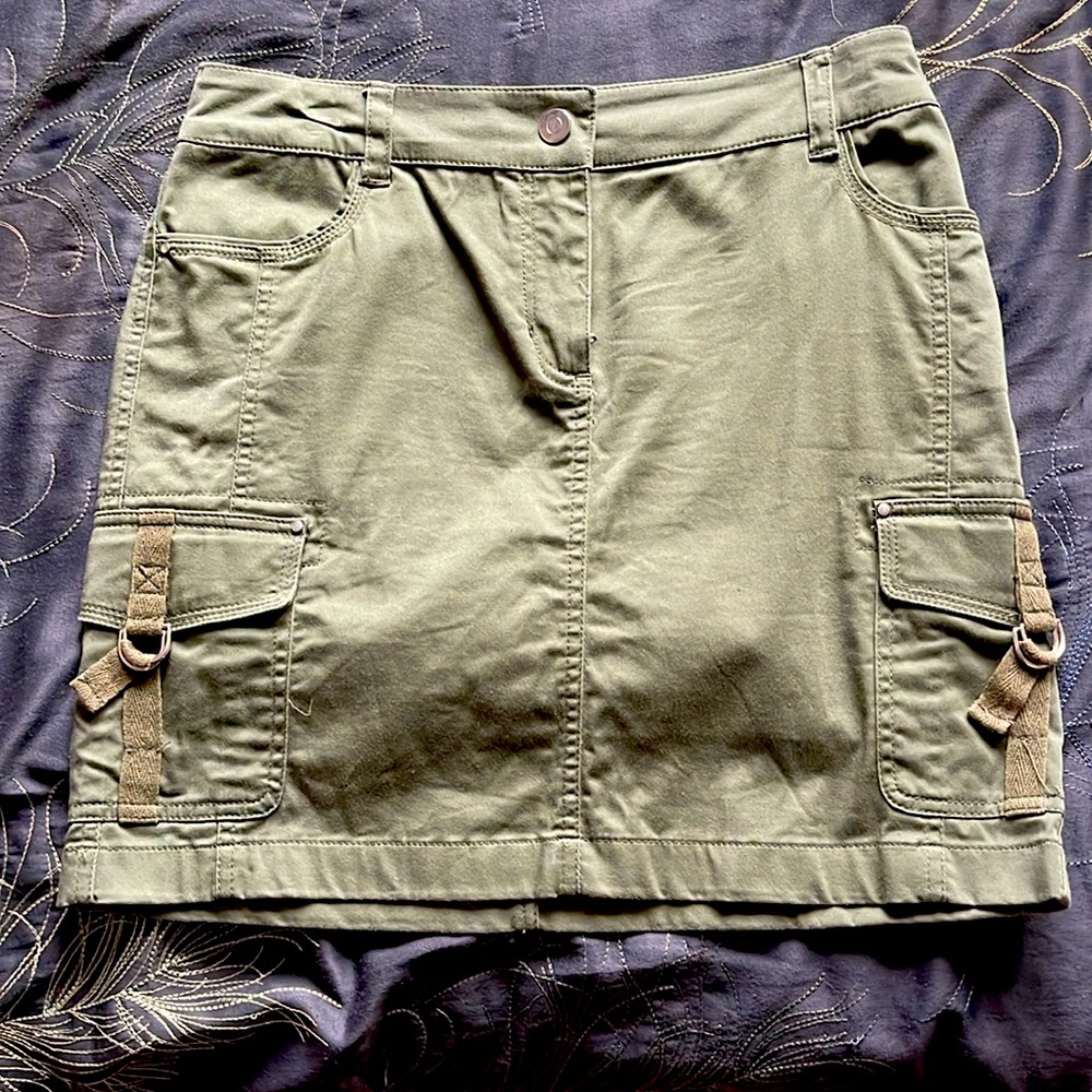 Khaki green mini. Super cute!